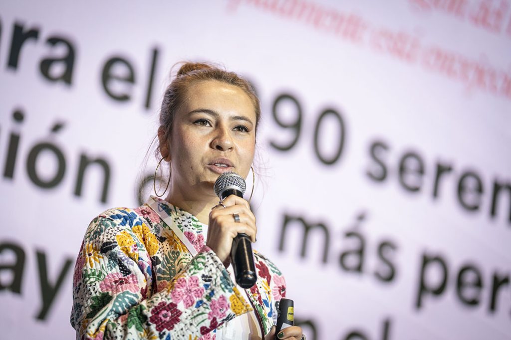 Conferencia “Hablemos de Diseño Plateado” - Juliana Gómez