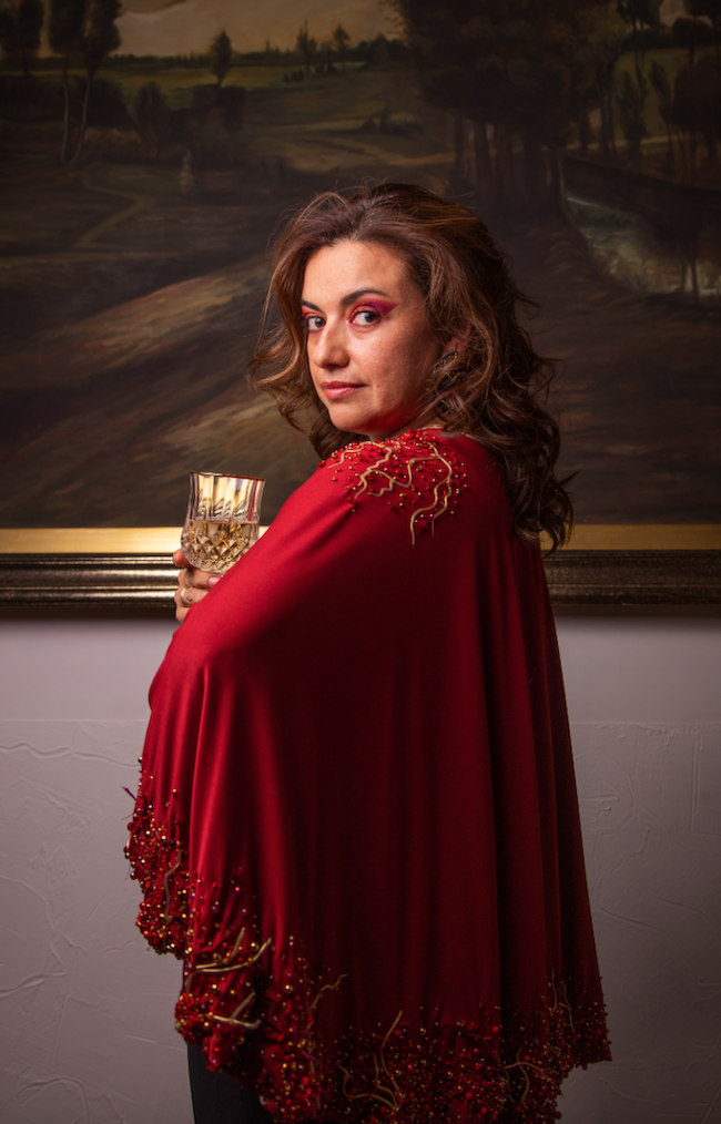 El chal de la verguenza