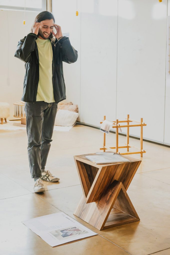 Canorá + ARQDIS - Diseño de Mobiliario en madera