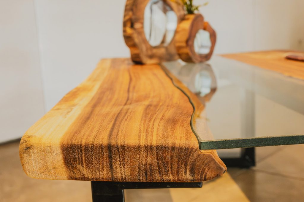 Canorá + ARQDIS - Diseño de Mobiliario en madera